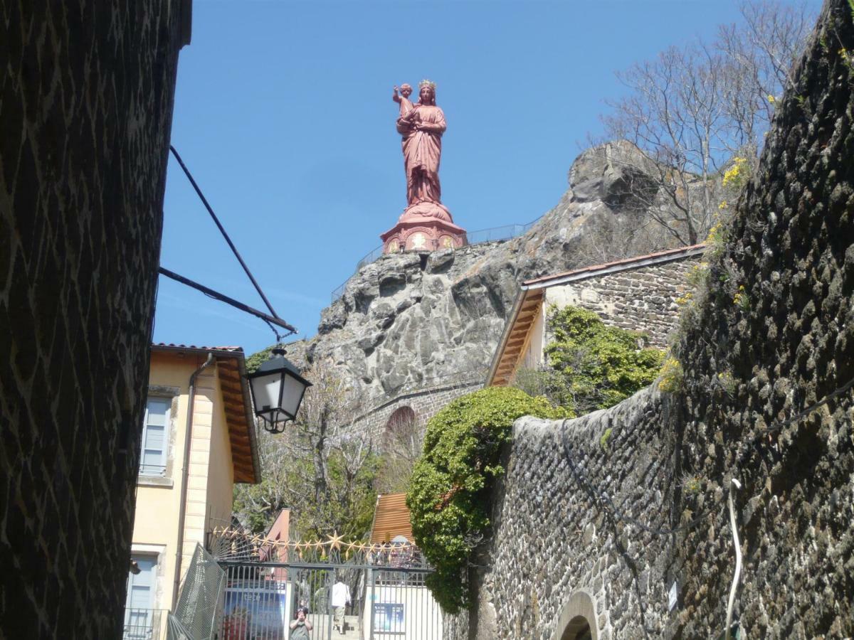 Le Puy-en-VelayLe Petit Seguret公寓 外观 照片